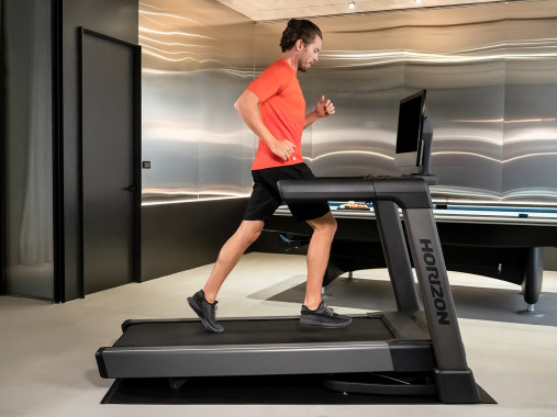 Беговая дорожка Horizon TREAD-XP складная полукомерческая Беговая дорожка Horizon TREAD-XP складная полукомерческая