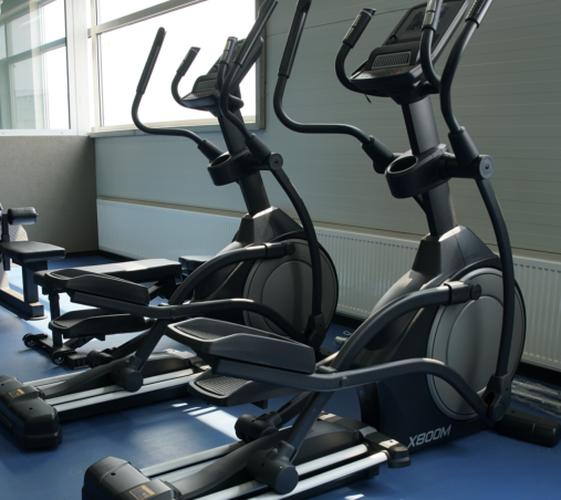 Профессиональный эллиптический тренажер BRONZE GYM X800M с автонаклоном профессиональный